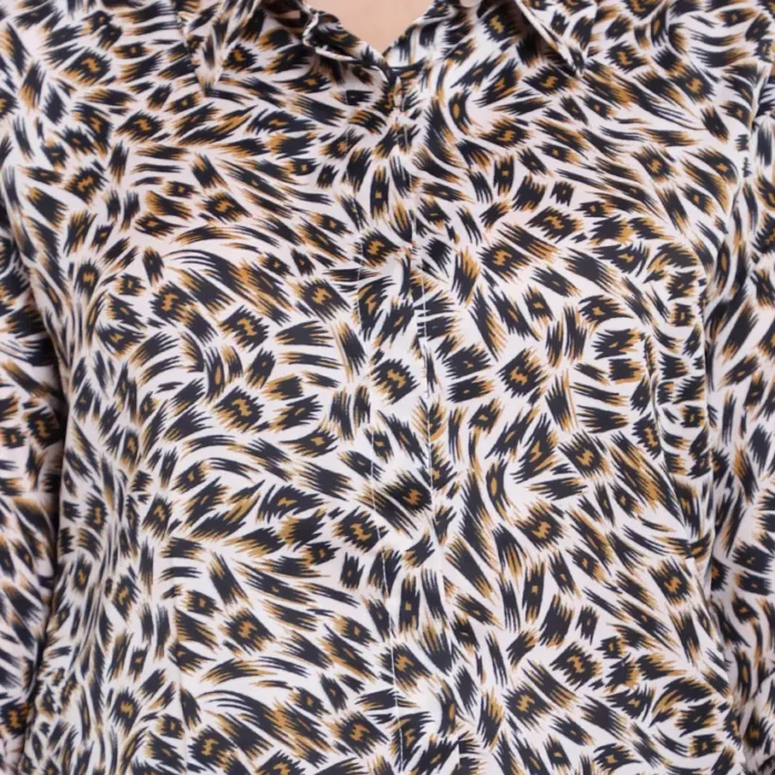 Women Regular Fit Solid Casual Shirt - Image 4